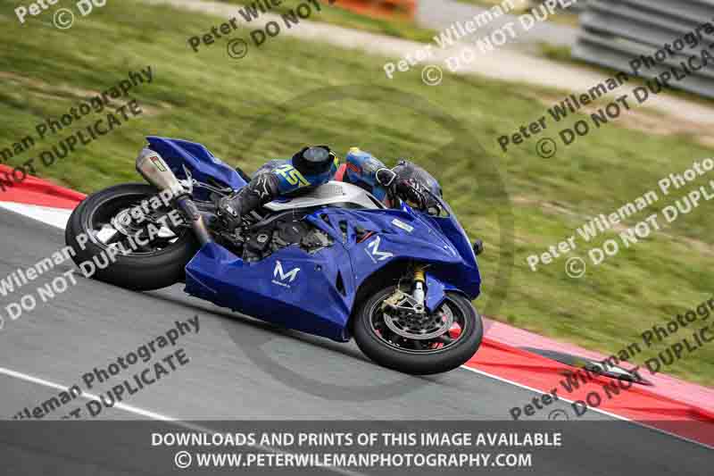 cadwell no limits trackday;cadwell park;cadwell park photographs;cadwell trackday photographs;enduro digital images;event digital images;eventdigitalimages;navarra;no limits trackdays;peter wileman photography;racing digital images;trackday digital images;trackday photos